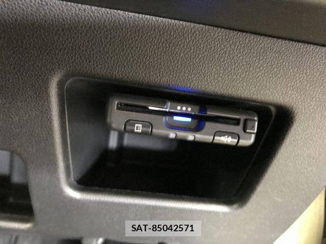 Daihatsu WAKE 2015-12 6023570-28