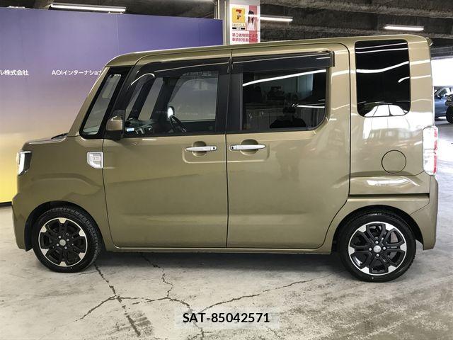 Daihatsu WAKE 2015-12 6023570-7