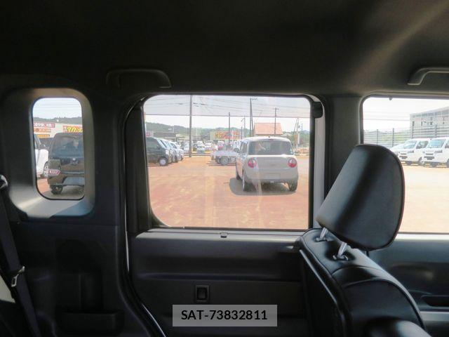 Daihatsu WAKE 2015-04 6915679-10