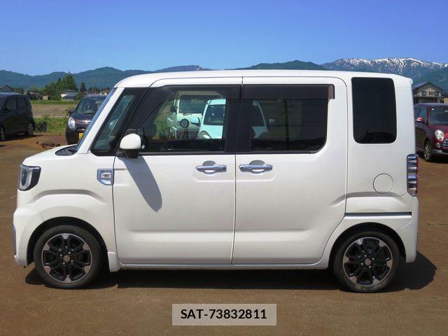 Daihatsu WAKE 2015-04 6915679-4