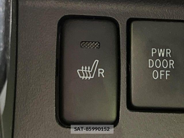 Daihatsu WAKE 2014-12 7227439-5