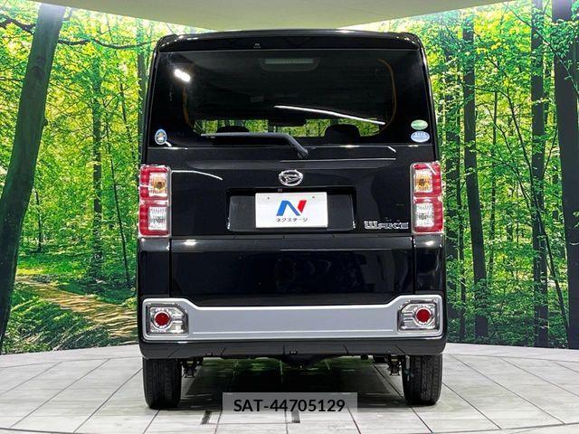 Daihatsu WAKE 2015-11 7252915-14