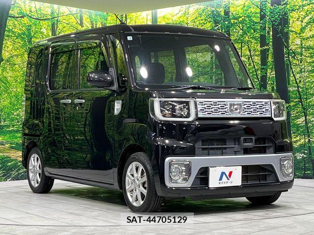 Daihatsu WAKE 2015-11 7252915-15