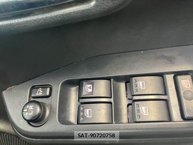 Daihatsu WAKE 2015-03 7458966-16