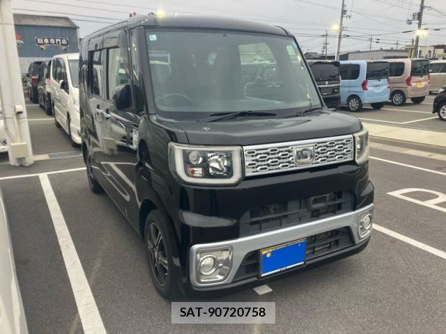 Daihatsu WAKE 2015-03 7458966-1