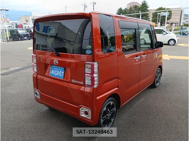 Daihatsu WAKE 2020-03 8039300-3
