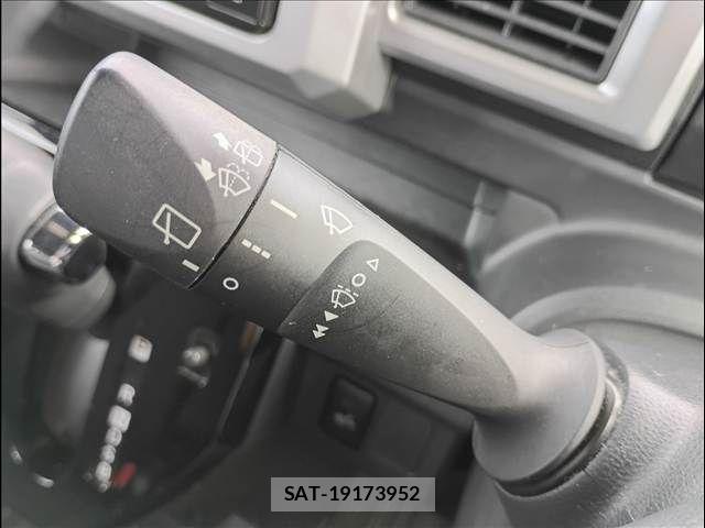 Daihatsu WAKE 2019-06 8039299-12