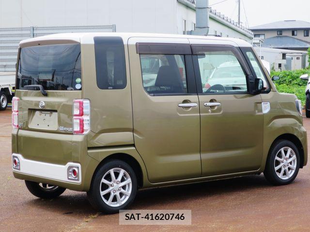 Daihatsu WAKE 2014-12 8102849-2