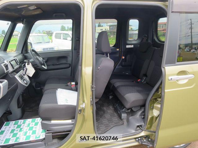 Daihatsu WAKE 2014-12 8102849-6