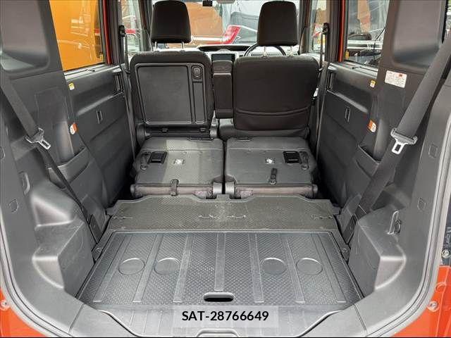 Daihatsu WAKE 2020-12 8247218-19