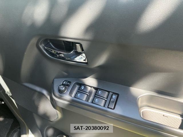 Daihatsu WAKE 2017-09 8369894-15