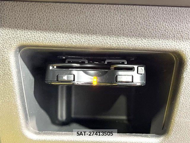 Daihatsu WAKE 2016-01 8439137-6