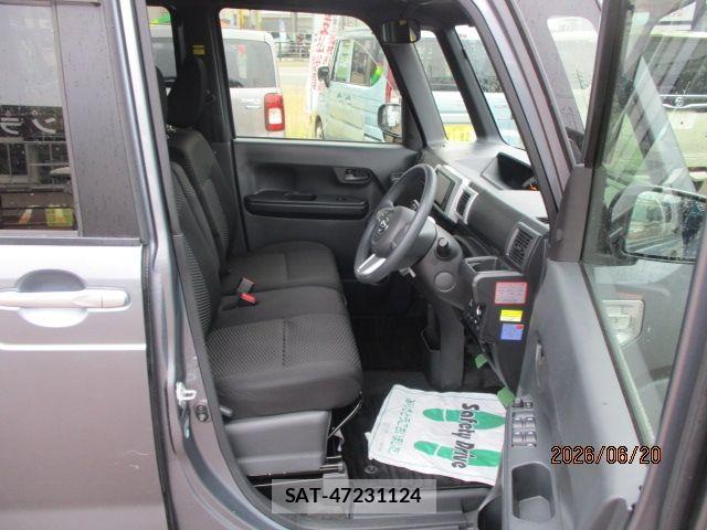 Daihatsu WAKE 2015-10 8662536-15