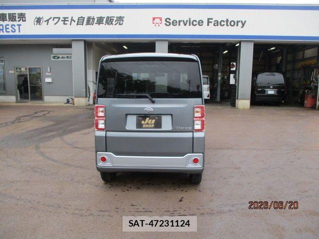 Daihatsu WAKE 2015-10 8662536-4