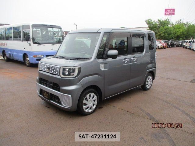 Daihatsu WAKE 2015-10 8662536-7
