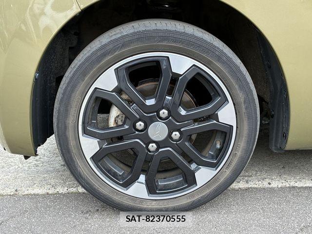 Daihatsu WAKE 2021-10 8872443-4
