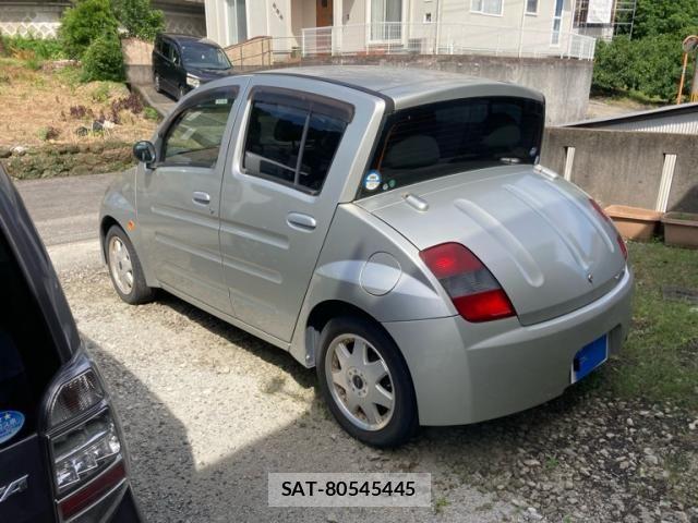 Toyota WILL VI 2002-03 8039301-3