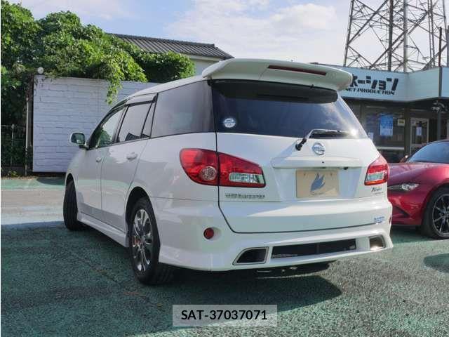 Nissan Wingroad 2017-03 1382204-2