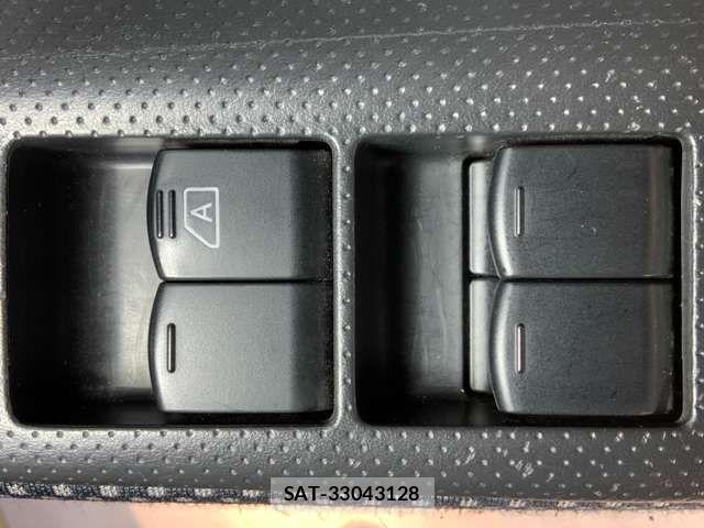 Nissan Wingroad 2015-08 4995762-14
