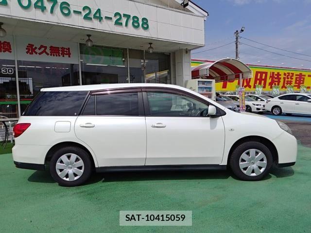 Nissan Wingroad 2009-07 4995766-10