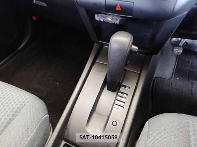 Nissan Wingroad 2009-07 4995766-15