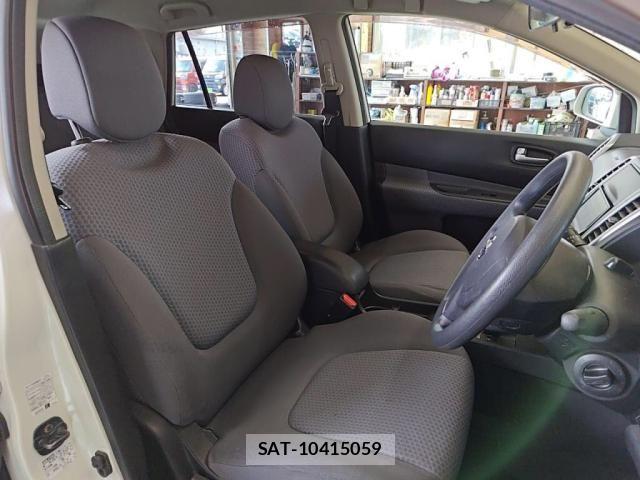 Nissan Wingroad 2009-07 4995766-20