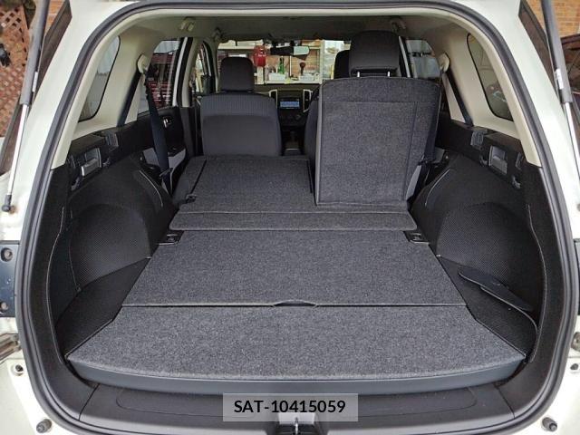 Nissan Wingroad 2009-07 4995766-26