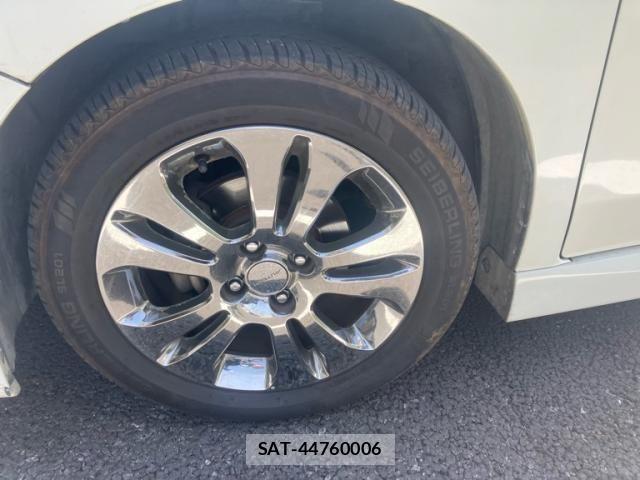 Nissan Wingroad 2007-12 6615820-9