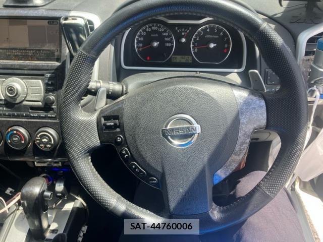 Nissan Wingroad 2007-12 6615820-15