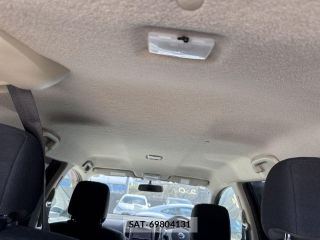 Nissan Wingroad 2014-03 6615818-13