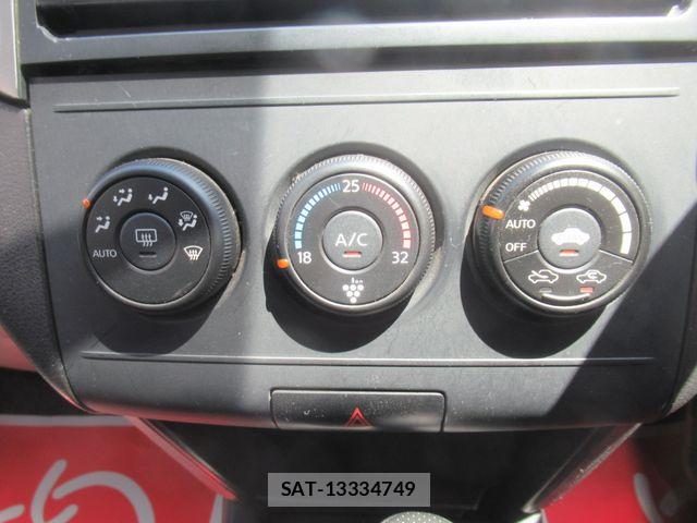 Nissan Wingroad 2014-01 6915689-18