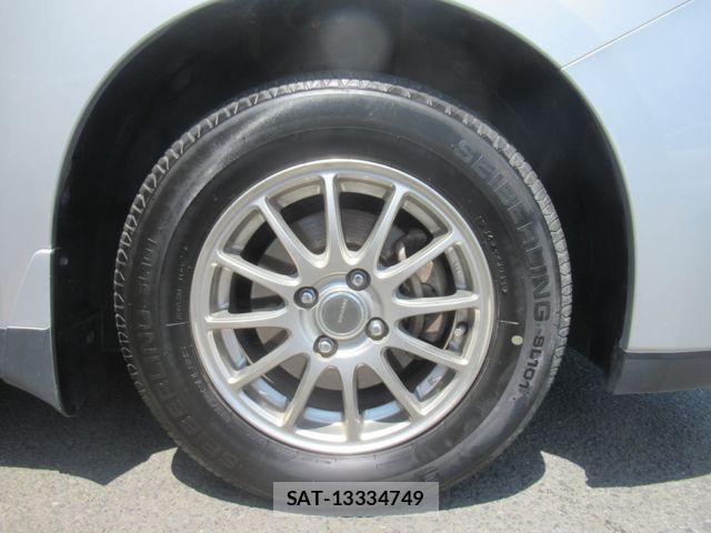 Nissan Wingroad 2014-01 6915689-24