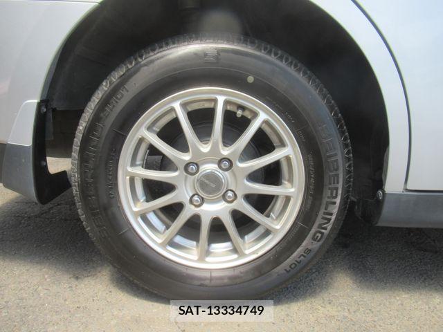 Nissan Wingroad 2014-01 6915689-25