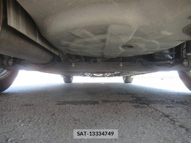 Nissan Wingroad 2014-01 6915689-28