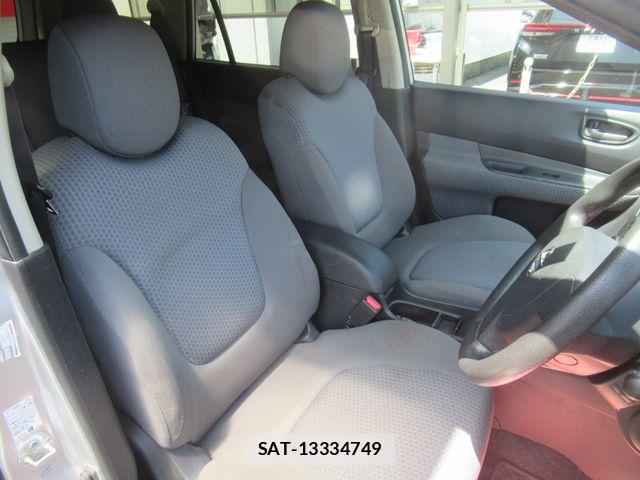 Nissan Wingroad 2014-01 6915689-6