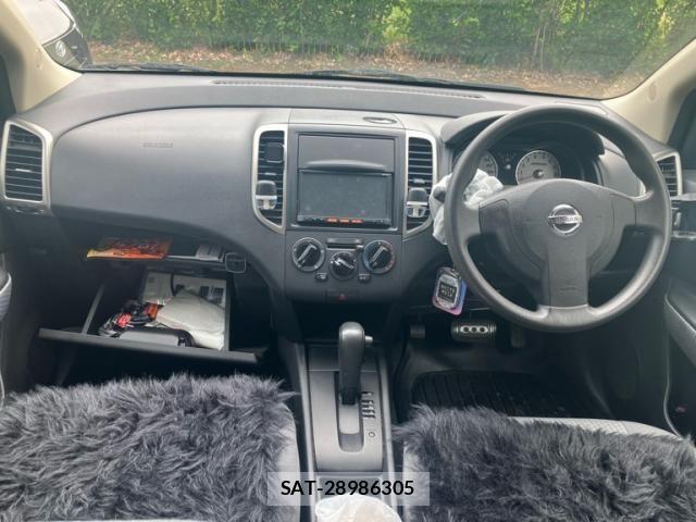 Nissan Wingroad 2016-12 7227443-11