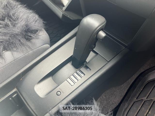 Nissan Wingroad 2016-12 7227443-18