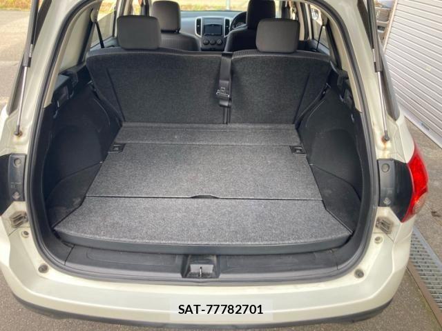 Nissan Wingroad 2009-09 7227442-10