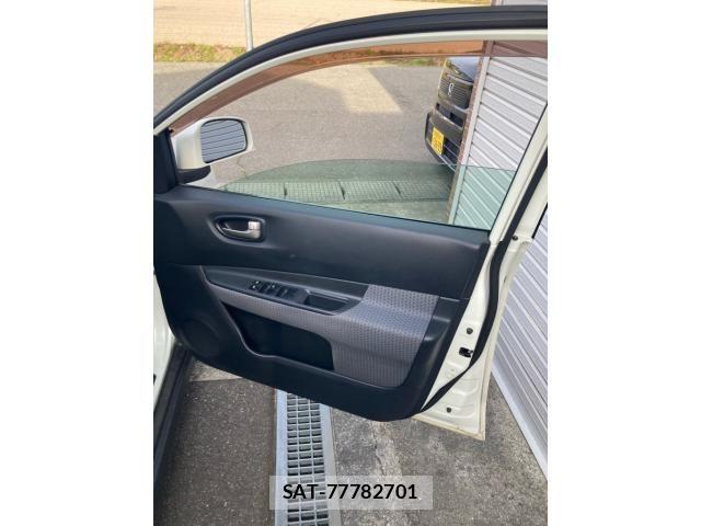 Nissan Wingroad 2009-09 7227442-12