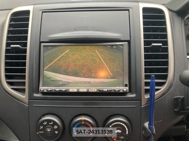 Nissan Wingroad 2011-01 7273307-15