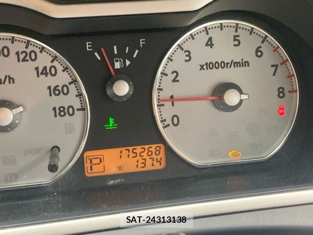 Nissan Wingroad 2011-01 7273307-16