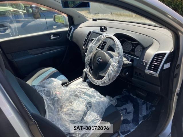 Nissan Wingroad 2009-12 7360571-10