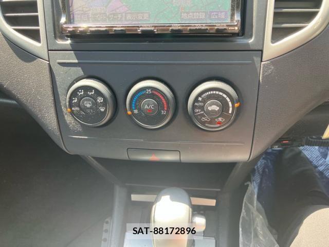 Nissan Wingroad 2009-12 7360571-17
