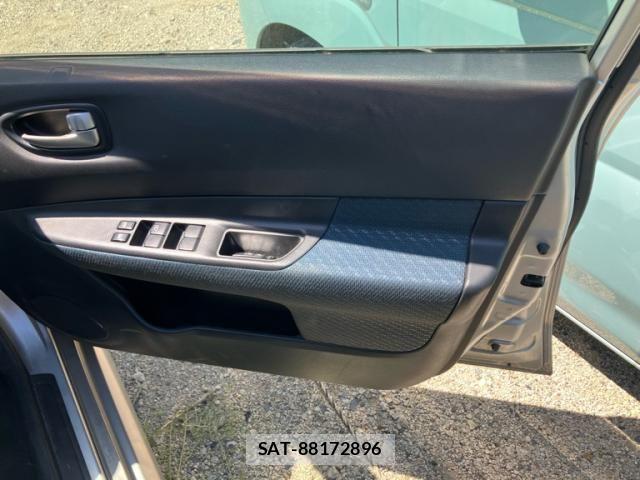Nissan Wingroad 2009-12 7360571-18