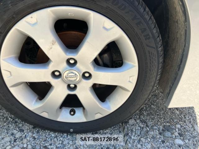 Nissan Wingroad 2009-12 7360571-7