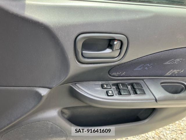 Nissan Wingroad 1999-05 7394958-8