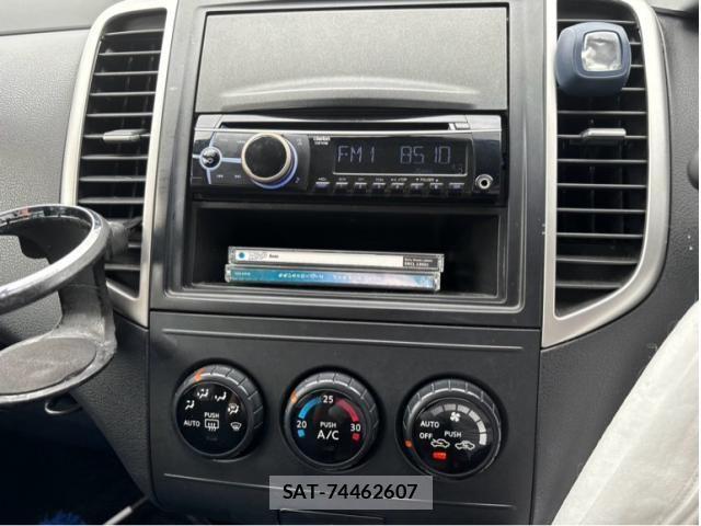 Nissan Wingroad 2006-02 7621484-14