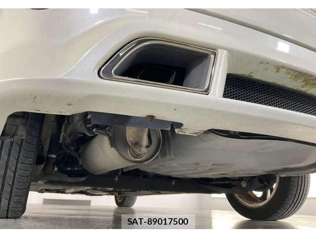 Nissan Wingroad 2010-02 8102851-9