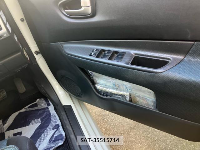 Nissan Wingroad 2007-08 8232489-11