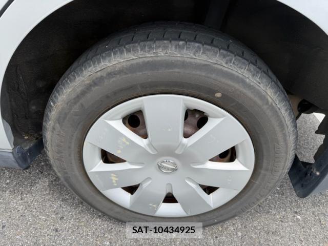 Nissan Wingroad 2005-11 8247221-3